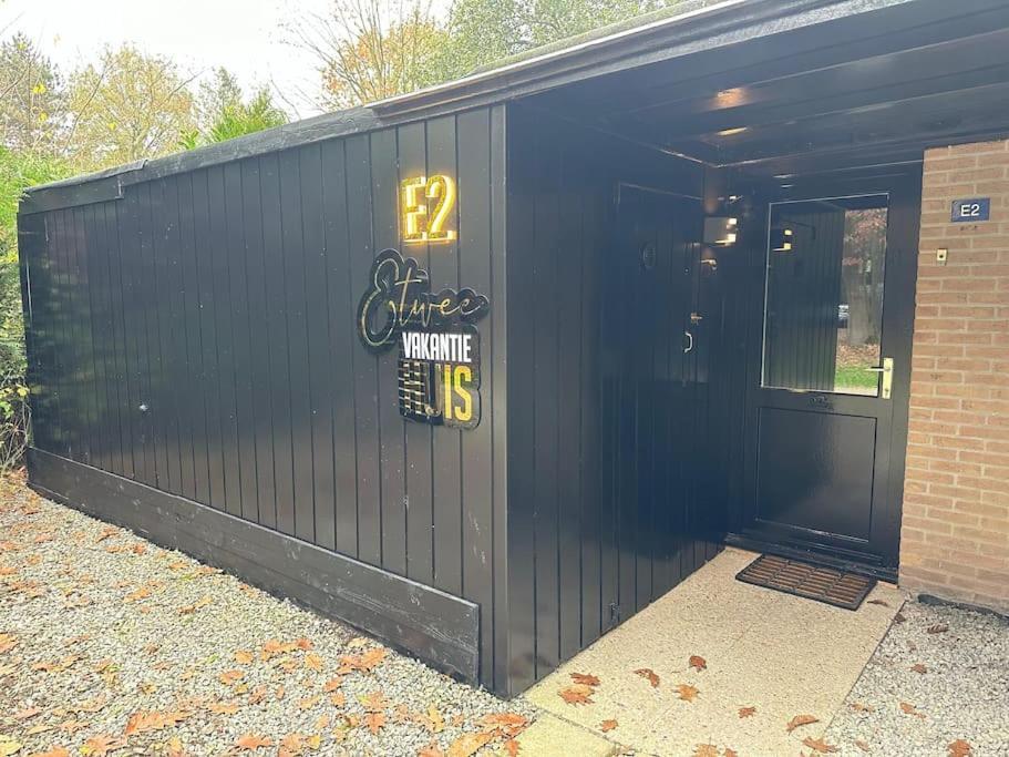 Etwee Vakantiehuis Lanaken Exterior foto